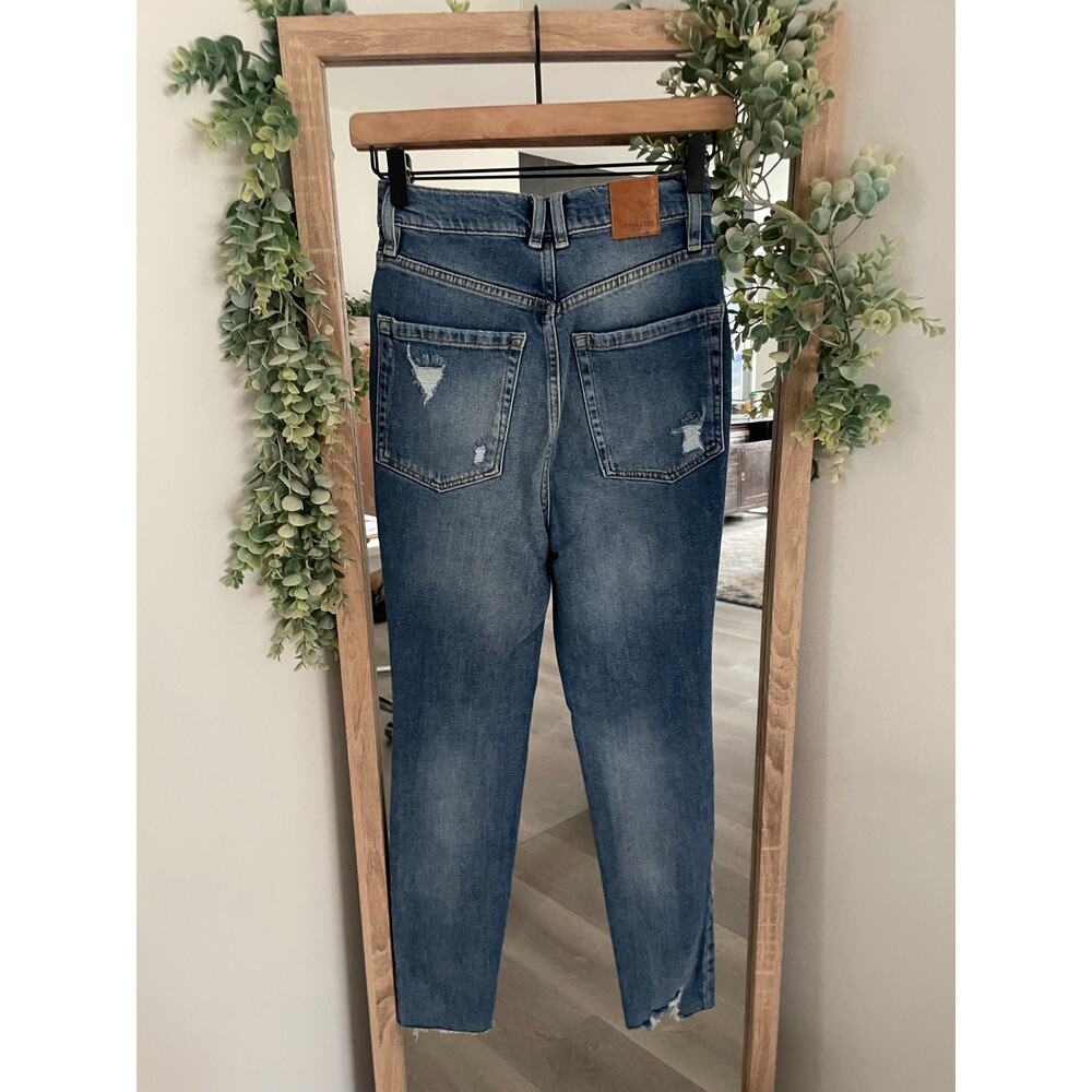 Free People Phoenix Distressed Skinny Jeans Size 26 Ripped Blue Denim - Picture 7 of 14